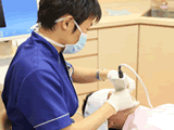 歯を削った後、3Dカメラで口腔内を撮影します。