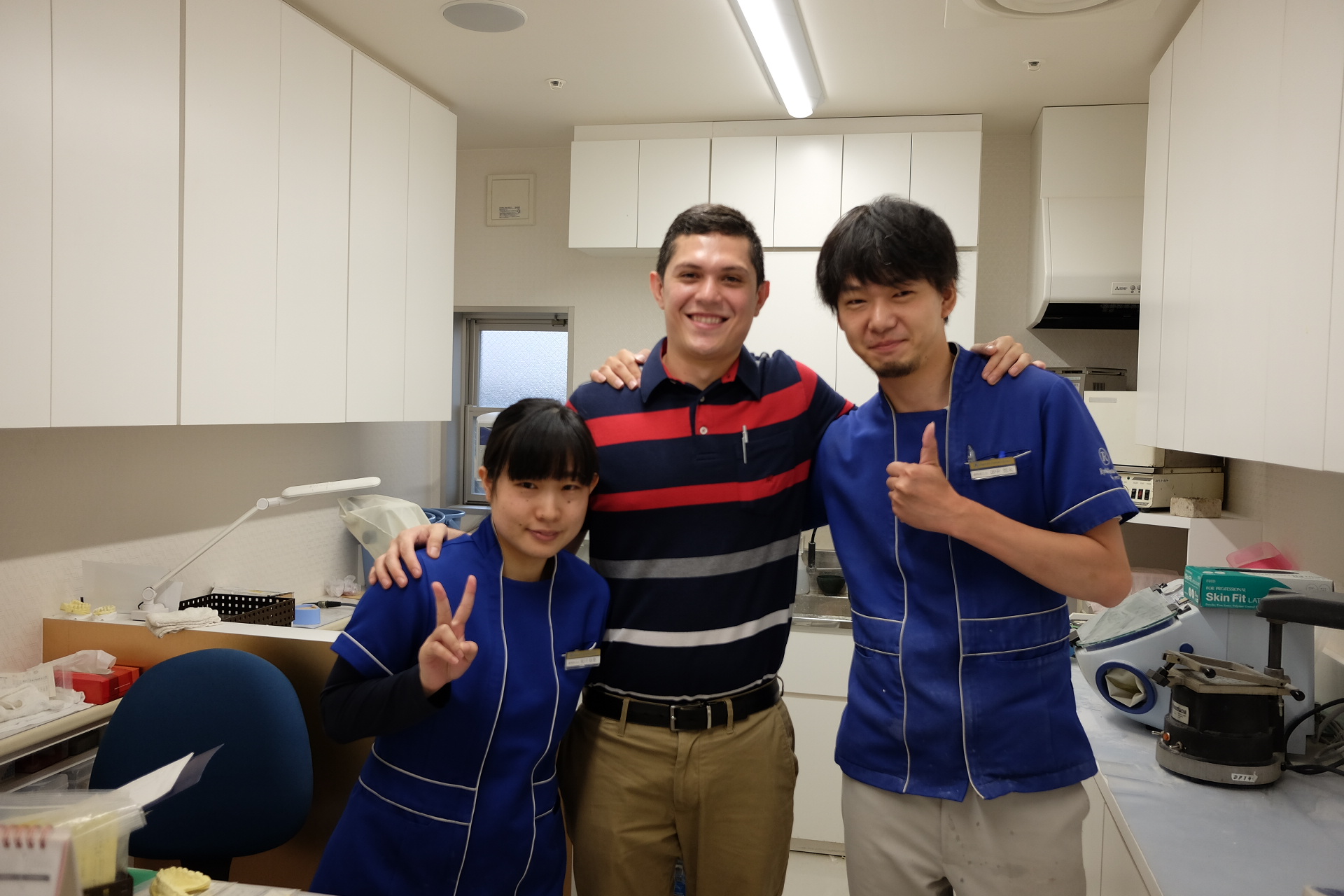 ã³ã­ã³ãã¢å¤§å­¦ããã®è¦å­¦ãã¬ããªã¨ã«ãã