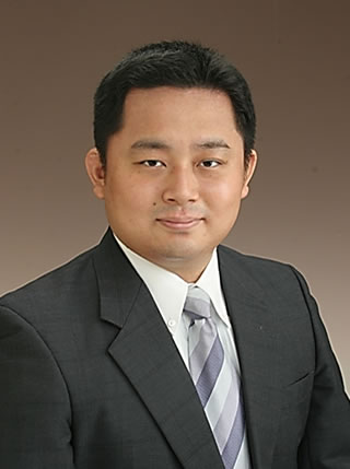 關 利啓